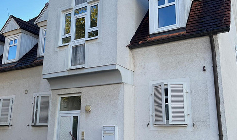 Zweifamilienhaus in 64521 Groß-Gerau Wallerstäden mit Garten