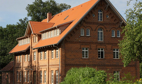 Modernes Denkmalobjekt auf 5200 qm Grund