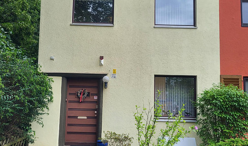 End terraced house in popular green oasis in Berlin-Britz