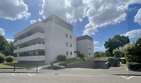 Helle 3-Zimmer-Wohnung mit zwei Balkonen und Tiefgarage – zentrale Lage in Bühl