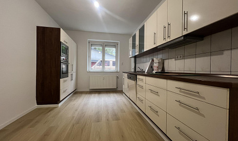 Renovated 55 m² ground floor apartment with a garden.