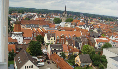 Neu saniert & zentral & barrierefrei: Perfekte Single-Wohnung in der 14. Etage