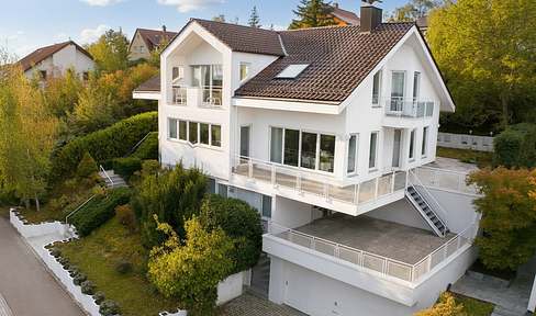 Brokerage-free: Stylish architect's house in prime location in Weil der Stadt