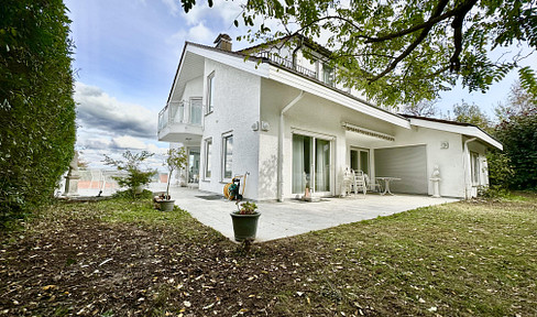 Brokerage-free: Stylish architect's house in prime location in Weil der Stadt