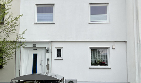 6-Zimmer Reihenhaus in Feldmoching zu vermieten