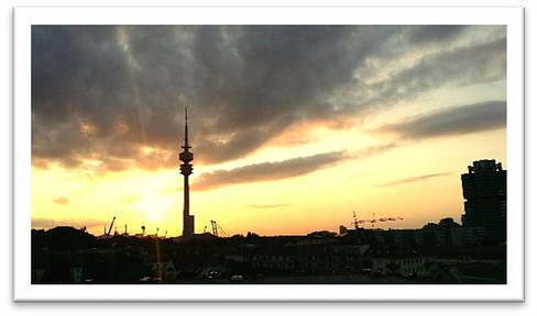 Top Anbindung und Aussicht: 2-Zi. Wohnung mit Duplex, 8. OG