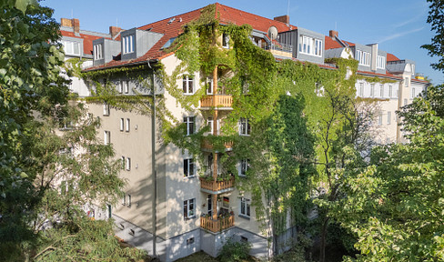 Kaufen, statt mieten - Renovierte Altbauwohnung in Berlin