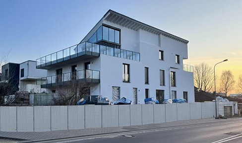 Exclusive top location - space for your visions, supplemented with an extensive premium equipment package