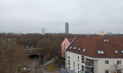 Modern living above the rooftops of Nuremberg - first occupancy, loggia, 5th floor, elevator & close to Lake Wöhrder See