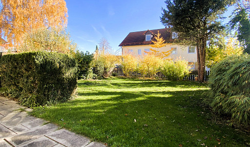 Rare opportunity: ground floor apartment with large private garden in Neufahrn