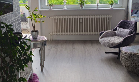 Beautifully renovated 3-room apartment with fantastic views