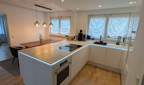 3-Zimmer-EG-kernsanierte teilmöblierte Wohnung mit Terrasse und EBK in Böblingen