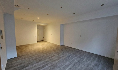 Frisch renovierte 1-Zimmer Wohnung in Solingen Ohligs