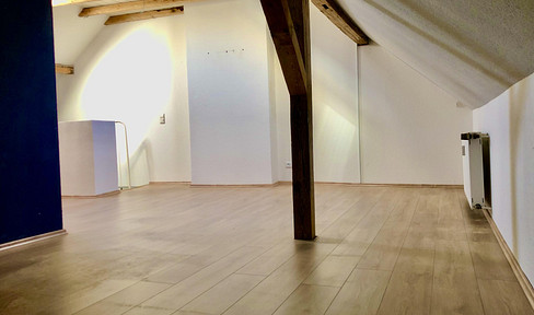 Charmante Maisonettewohnung mit besonderem Wohngefühl in Remscheid-Lennep