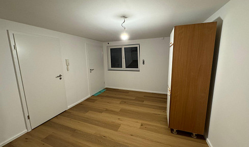 Mayen: Moderne 3-Zimmer-Souterrainwohnung (101 m²) mit Einbauküche und Stellplatz