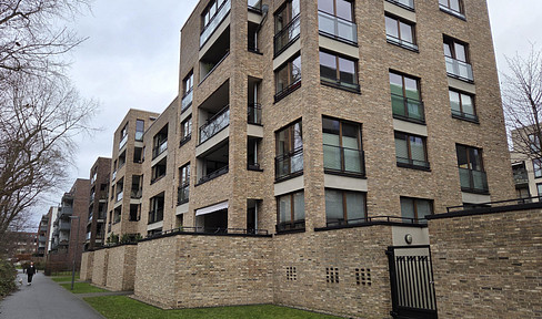 Modern 2-room apartment with loggia in top location near the Stadtpark - Hamburg Winterhude