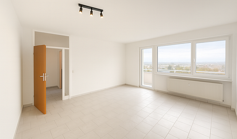 Helle, frisch renovierte 3-Zimmer-Wohnung mit Loggia & Weitblick | 12.OG | 80m² | LU-Pfingstweide