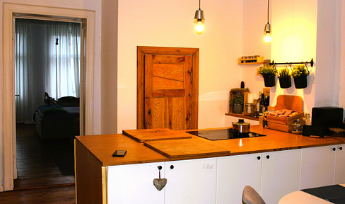 Ready to move in: 2,5 Zimmer mit Weitblick, ohne Provision