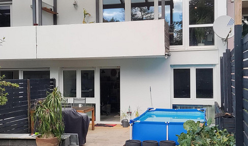 Modernisierter Reihenhaus mit Garten, Terrasse und Pool – Ihr neues Zuhause in Nürnberg-Ziegelstein