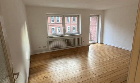 2 Zimmerwohnung mit sonnigem Balkon in Bestlage - frisch renoviert