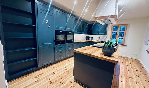 Exclusive half-timbered house with large plot in Glauchau