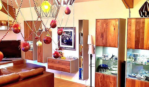 PENTHOUSE der Extraklasse – auf über 300 m² Nutzfläche. PURE FREIHEIT auf  143 m² XXL-Dachterrasse.