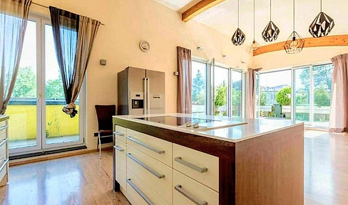 PENTHOUSE in a class of its own - with over 300 m² of usable space. PURE FREEDOM on 143 m² XXL roof terrace.