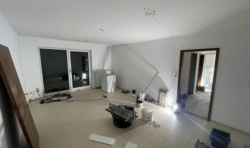 ***Request stop*** First occupancy after renovation. Beautiful 2-room apartment with large terrace in Adendorf