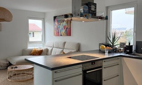 Exclusive 4-room apartment with balcony and EBK