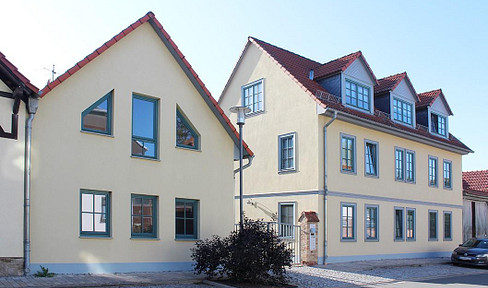 Commission-free: Well-maintained investment property - 6 apartments - 503 square meters - > €61,000 annual net cold rent.