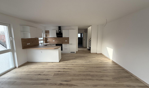 Neubau Erstbezug - Hochwertige Wohnung auf 2 Ebenen mit Garage in Toplage „Im Spitalgarten“