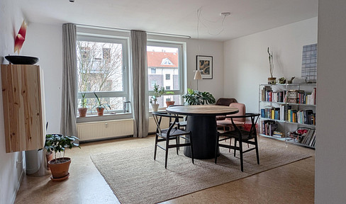 3-Zi-Wohnung mit Küche, Balkon und TG Stellplatz *provisionsfrei*