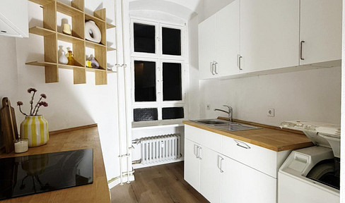 Beautiful old apartment in the Charlottenburg neighborhood!