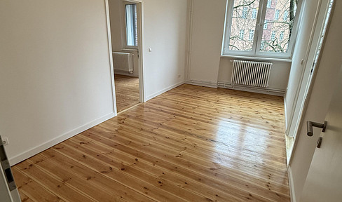 5-room apartment in Charlottenburg - available immediately