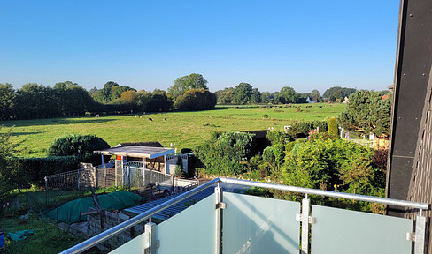 3 room attic apartment with balcony in 23715 Hutzfeld from private owner - completely modernized !