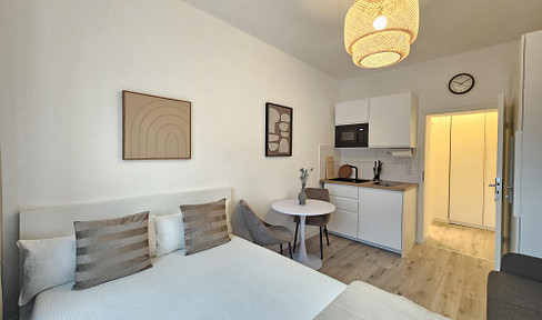 Freshly renovated, small & fine in a city location