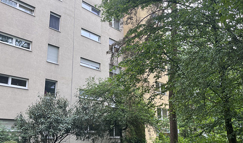 Gepflegte 2-Zimmer-Wohnung im 2. OG mit Balkon in Nürnberg-Langwasser Südwest