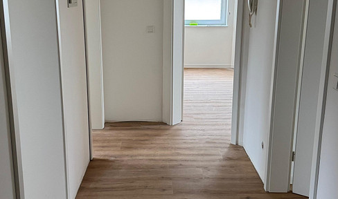 First occupancy after complete renovation - Modern 3-room apartment in a quiet location