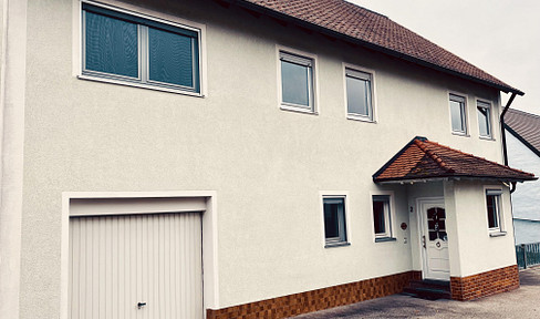 Detached house with garden, balcony & expansion potential