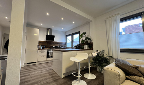 Moderne Wohnung mit großem Balkon und herrlicher Aussicht