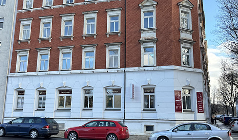 Erstbezug nach Renovierung in perfekt geschnittene 3ZKB