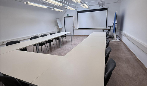 flexible office space incl. internet and electricity etc.