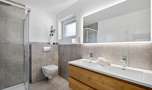 ***SCHMUCKSTÜCK IN RHEINE-SCHOTTHOCK***