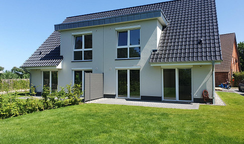 moderne DDH Doppelhaushälfte im Grünen ab 01.03.2026