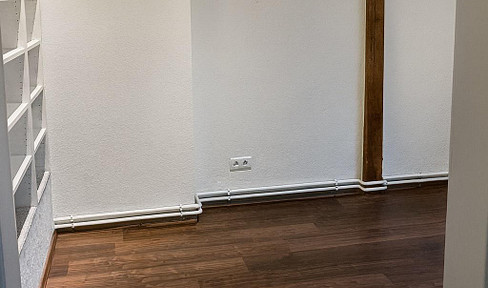 Top floor apartment with renovation bonus in a prime location in Wiesbaden Biebrich