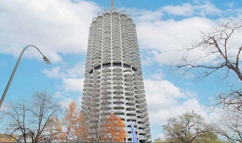 High-quality & exclusive: Panorama apartment in the hotel tower, 25th floor