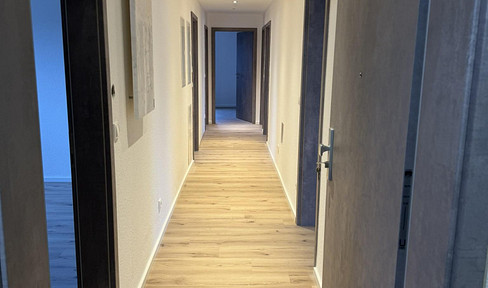 TOP-Sanierte 5-Zimmer Wohnung in Oberkotzau