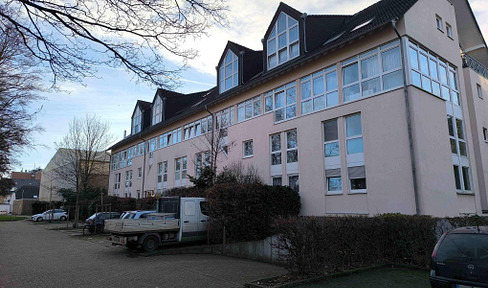 Newly renovated maisonette in Eschweiler - modern, bright & with EBK and parking space