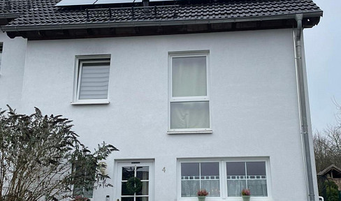Familienfreundliche Doppelhaushälfte mit neuer PV-Anlage (14 kWp) in ruhiger Lage