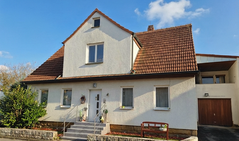 Two-family house, partly mediated, units and stable yield